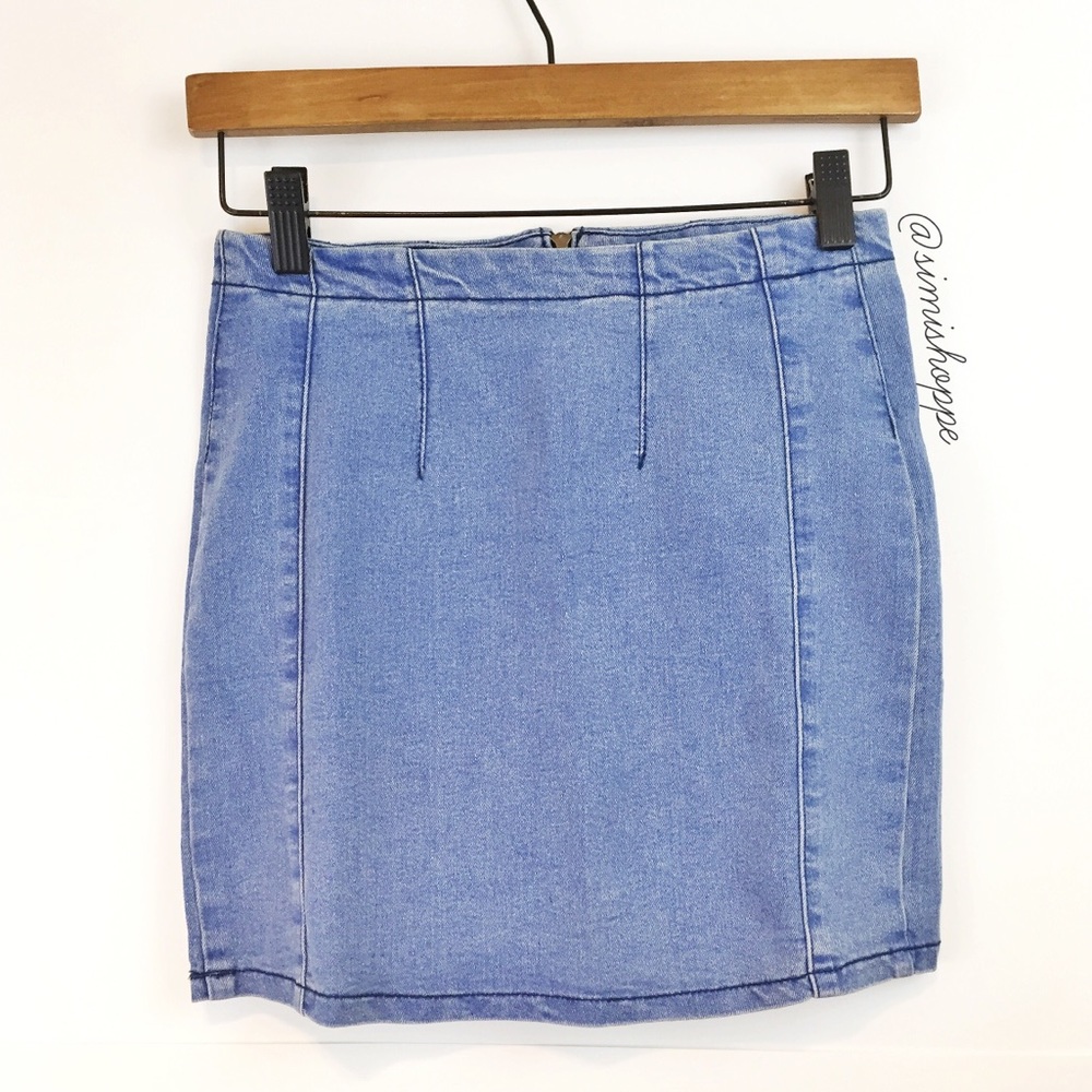 NEW RARE Brandy Melville Blue Denim Justina Skirt